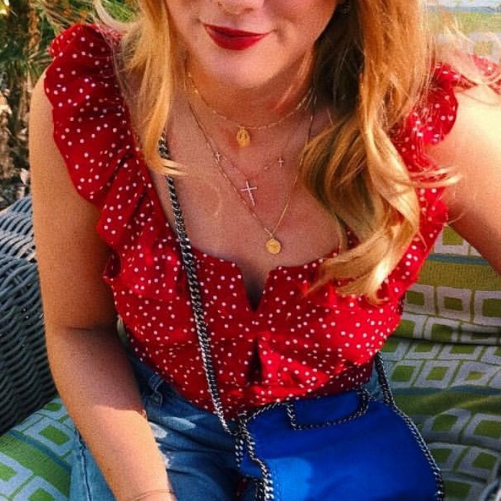 Red polka dot top!